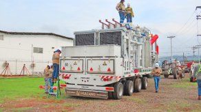 Llega a Panamá el primer transformador móvil de potencia de alta tensión