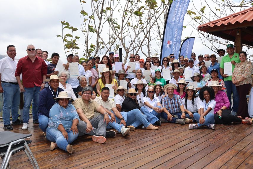 MIDA y ATP certifican 41 nuevas fincas agroturísticas del país