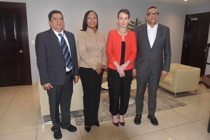 CSS, OMS y OPS estrechan colaboración en abastecimiento y servicios de salud