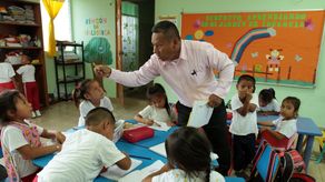 Ministerio de Educación presenta programa que refuerza matemática y lectoescritura