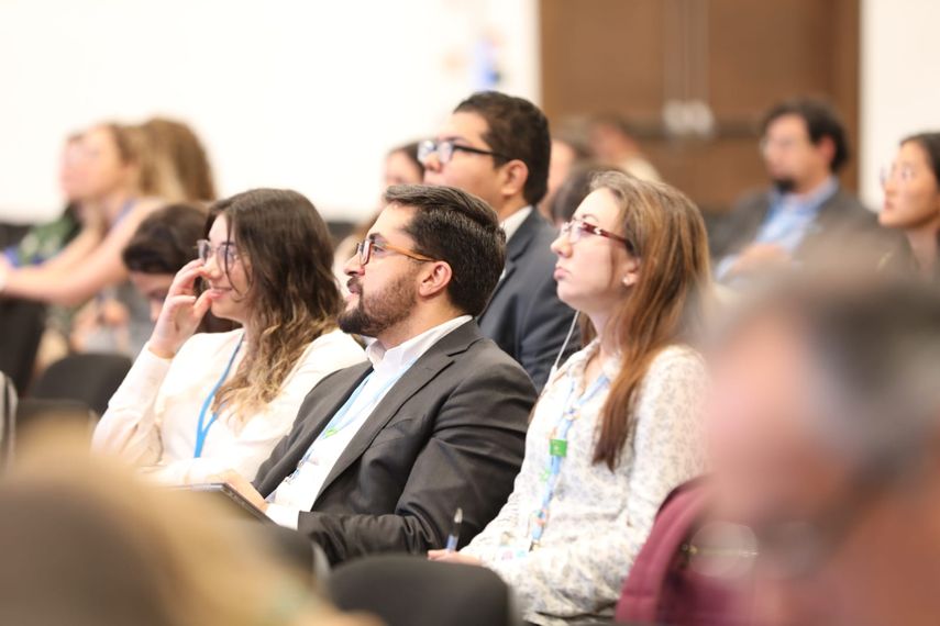 El ministro de Ambiente de Panamá resaltó el esfuerzo y la presencia de alrededor de tres mil participantes en esta edición de la Semana del Clima. El ministro de Ambiente de Panamá resaltó el esfuerzo y la presencia de alrededor de tres mil participantes en esta edición de la Semana del Clima.