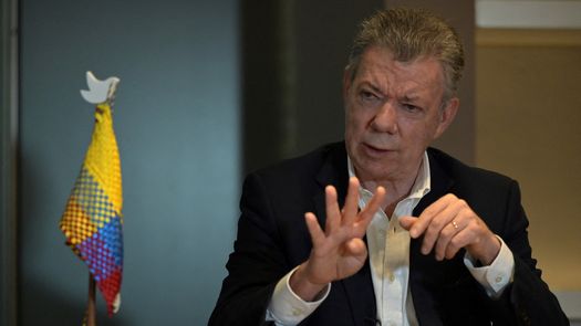 La paz es irreversible en Colombia, proclama el expresidente Juan Manuel Santos