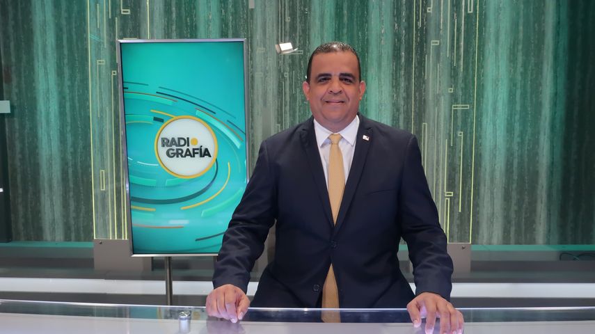 Gobierno recortó viáticos, viajes e hizo descuento de salarios