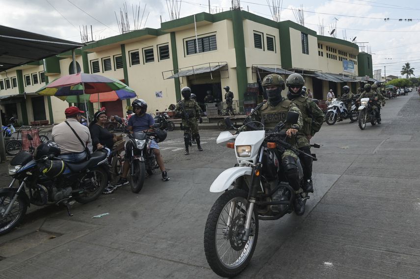 Colombia declara emergencia carcelaria por ataques a guardias
