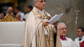 Papa llama a erradicar la violencia contra la mujer en el Día Internacional de la Mujer