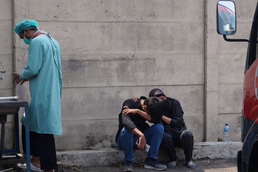 Incendio en prisión de Indonesia deja al menos 41 muertos