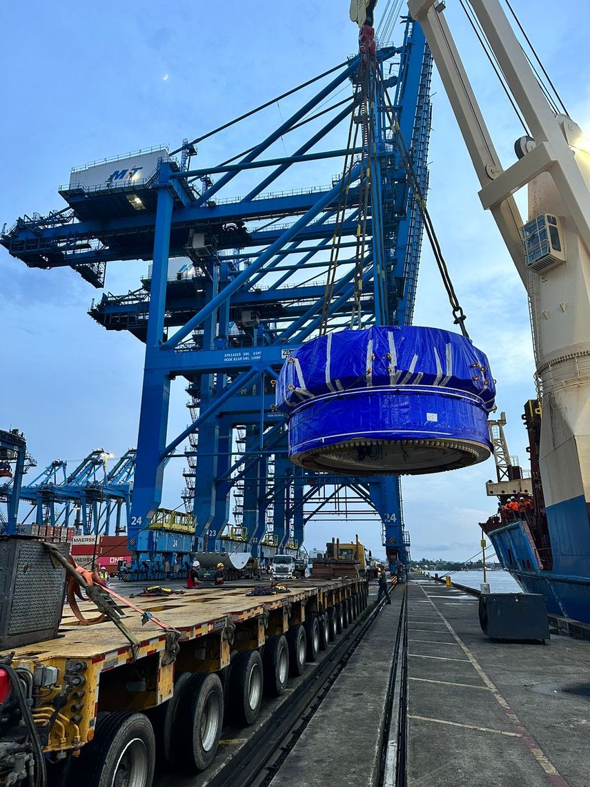 Panamá: Inicia traslado de unidad principal de tuneladora. Panamá: Inicia traslado de unidad principal de tuneladora.