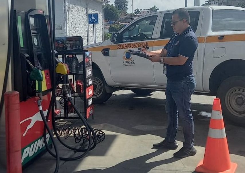 Los precios más bajos de combustibles, que ofrecen las diferentes estaciones de expendio ubicadas en la ciudad capital, pueden ser consultados en la página web de la Autoridad de Protección al Consumidor y Defensa de la Competencia (Acodeco). Los precios más bajos de combustibles, que ofrecen las diferentes estaciones de expendio ubicadas en la ciudad capital, pueden ser consultados en la página web de la Autoridad de Protección al Consumidor y Defensa de la Competencia (Acodeco).