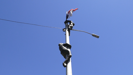 Abandonados, están algunos de los monumentos levantados en homenaje a quiénes con sangre lucharon por la soberanía panameña el 9 de enero de 1964, el reclamo no es nuevo y lo pueden corroborar en un recorrido por la Avenida de Los Mártires. Abandonados, están algunos de los monumentos levantados en homenaje a quiénes con sangre lucharon por la soberanía panameña el 9 de enero de 1964, el reclamo no es nuevo y lo pueden corroborar en un recorrido por la Avenida de Los Mártires.