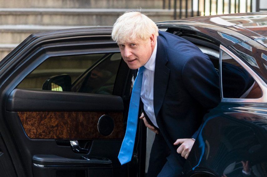 Boris Johnson se retira de la carrera por Downing Street despejando el camino a Sunak.