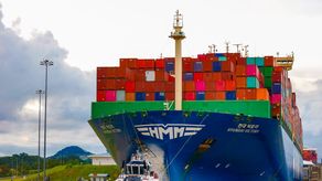 Canal de Panamá y organizaciones llaman a la descarbonización del transporte marítimo