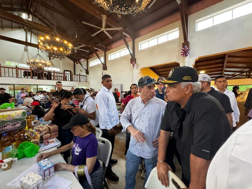 Albergues en centros educativos. Albergues en centros educativos.