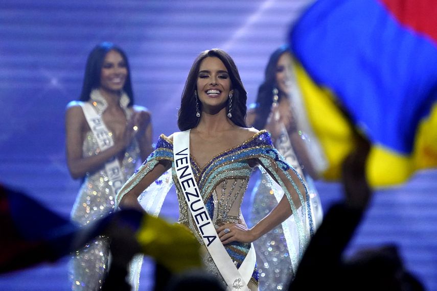 Nicolás Maduro: ¡Nos robaron el Miss Universo!