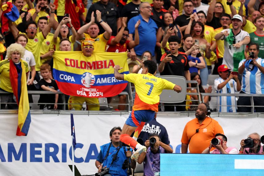 Colombia extendería a 28 su racha invicta al conseguir el pase a la final