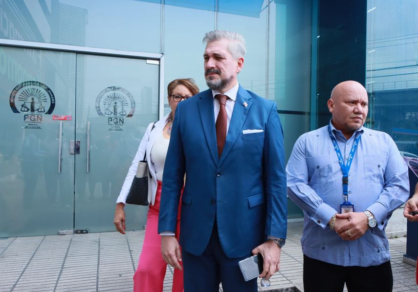 Meduca presenta denuncia penal por 16 diplomas falsos detectados