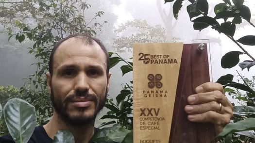 Café especial de Panamá supera récord de $2,500 por libra en subasta virtual