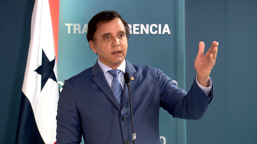 Gerardo Solís asegura que la Contraloría fiscaliza dinero de la descentralización. Gerardo Solís asegura que la Contraloría fiscaliza dinero de la descentralización.