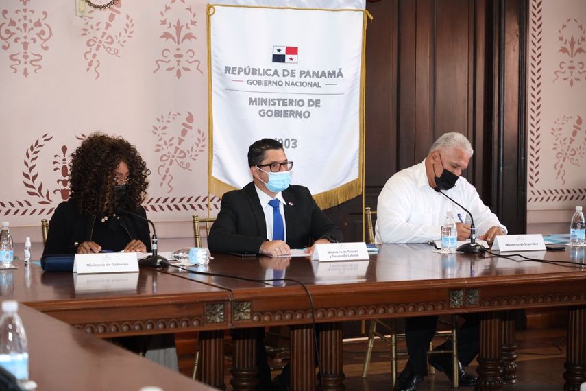 Participó la viceministra de Gobierno