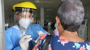 En las últimas 24 horas se han registrado 6 defunciones y se actualiza 1defunción de fechas anteriores que totalizan 6,798 acumuladas