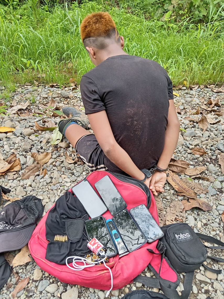 Senafront informó que 34 ciudadanos nacionales y 15 extranjeros han sido aprehendidas por incidentes de robos a migrantes en lo que va del año 2023. Senafront informó que 34 ciudadanos nacionales y 15 extranjeros han sido aprehendidas por incidentes de robos a migrantes en lo que va del año 2023.