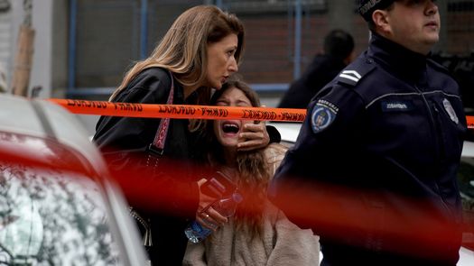 Un alumno mata a tiros a nueve personas en una escuela en Serbia