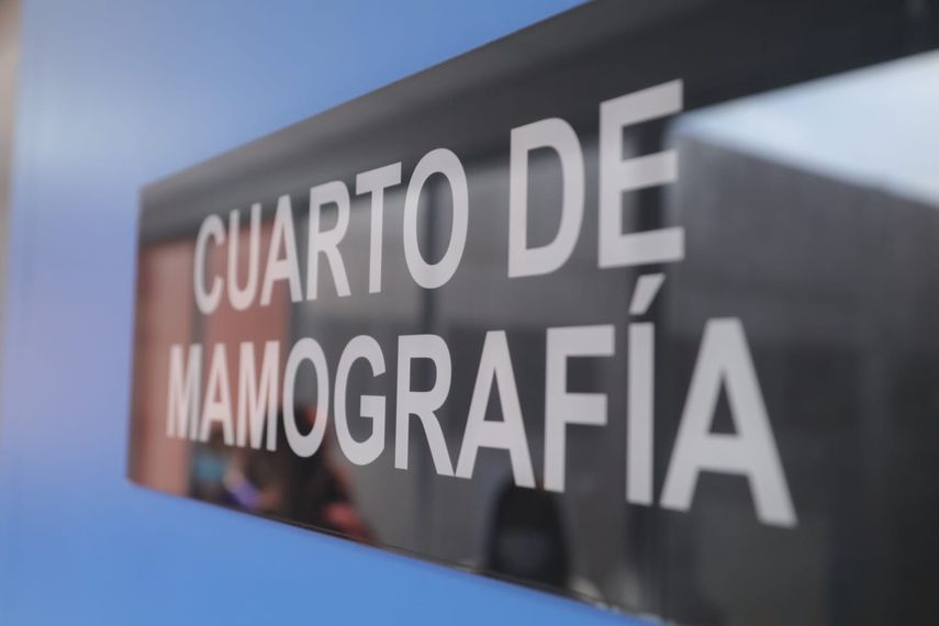 Hospital San Miguel Arcángel con nuevo equipo de mamografía.