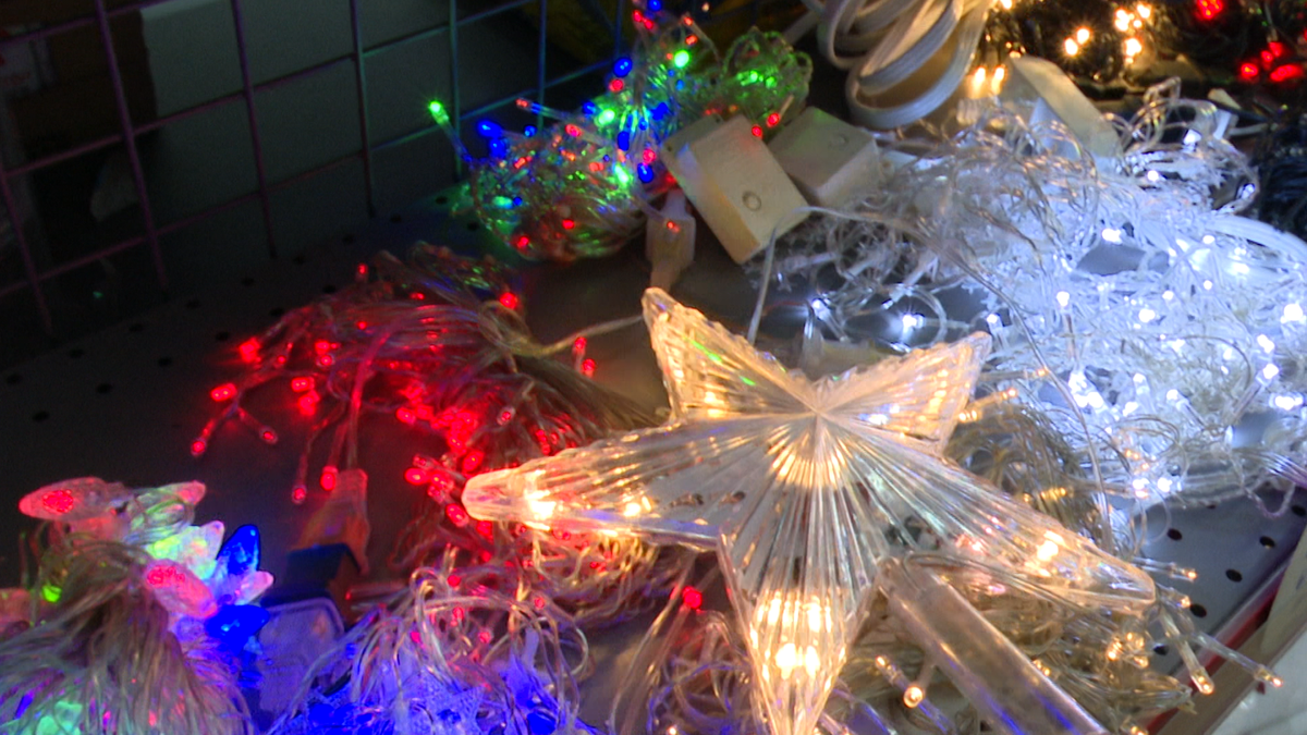 Panameños buscan decorar con luces y ahorrar energía. Panameños buscan decorar con luces y ahorrar energía.