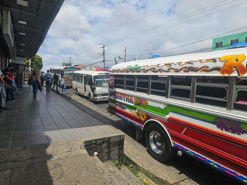 Usuarios en expectativa ante amenazas de incremento al pasaje. ATTT se pronunció.