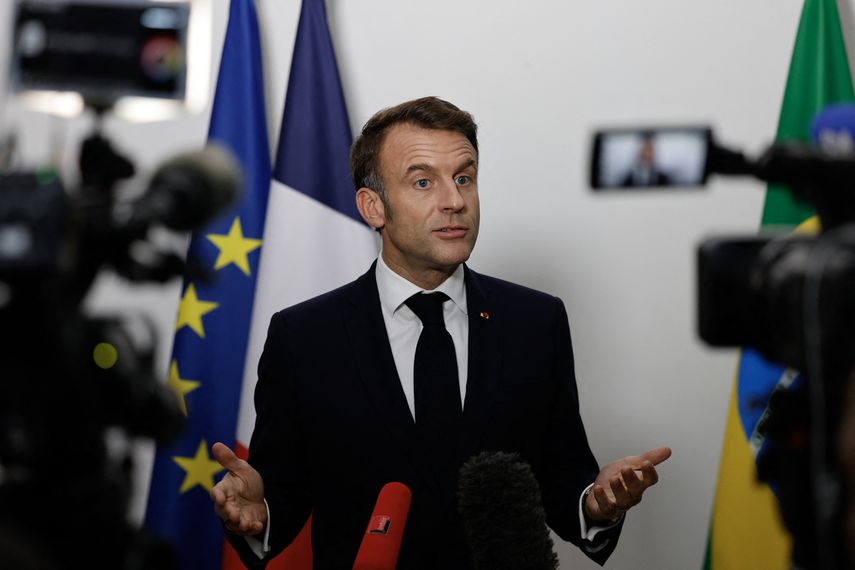 Macron pide fin de presiones, amenazas y detenciones en Venezuela
