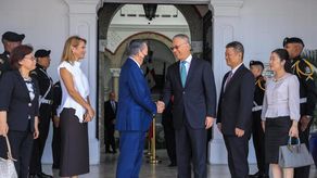 Cortizo recibió visita del embajador de China