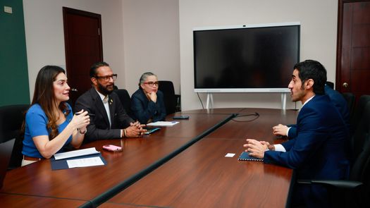 Panamá y Emiratos Árabes Unidos fortalecen cooperación económica y analizan nuevas inversiones Panamá y Emiratos Árabes Unidos fortalecen cooperación económica y analizan nuevas inversiones