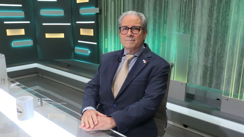 Fernando Boyd Galindo: Controlar precios de los medicamentos será una tarea compleja