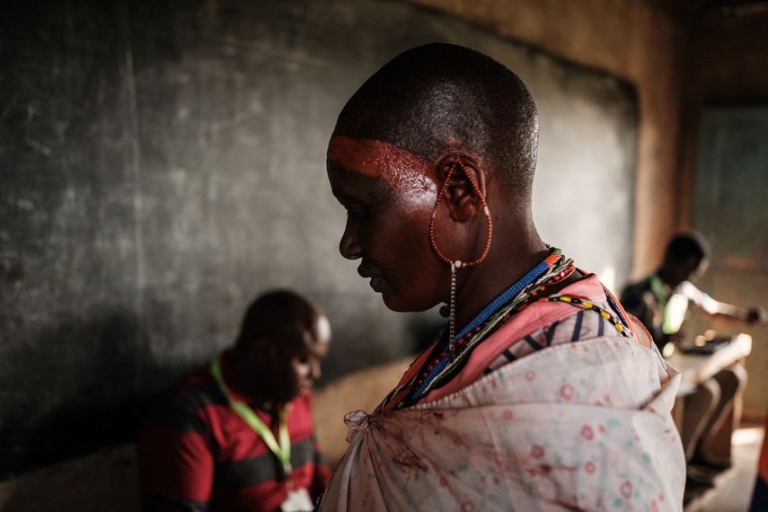 Kenia: Senadora lucha contra el tabú de la menstruación