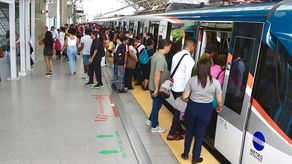 El Metro de Panamá, S.A. anunció que a partir del próximo lunes 11 de mayo implementará un nuevo plan operativo para optimizar el servicio ante el incremento sostenido de pasajeros registrado en las últimas semanas, asociado al aumento en los precios del combustible.