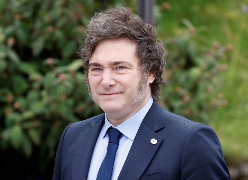 Javier Milei llama a Pedro Sánchez cobarde y dice que aplica el modelo de Maduro