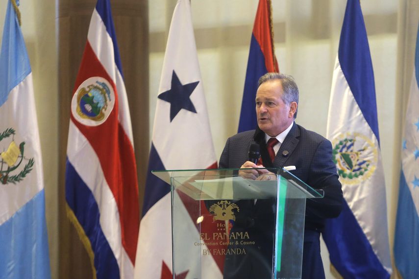Panamá acoge cumbre regional sobre conservación y restauración forestal Panamá acoge cumbre regional sobre conservación y restauración forestal