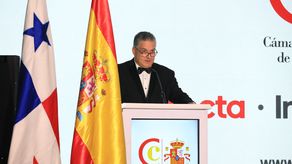 Panamá y España refuerzan alianza económica en gala de la Cámara de Comercio Española