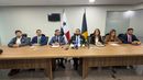 El exdiputado Juan Diego Vásquez y la bancada de la coalición Vamos elevaron el tono de sus críticas contra el contralor general Anel Flores, al denunciar presuntas acciones irregulares que habrían afectado a funcionarios de la Asamblea Nacional en medio del debate legislativo sobre la ley de bioetanol. El exdiputado Juan Diego Vásquez y la bancada de la coalición Vamos elevaron el tono de sus críticas contra el contralor general Anel Flores, al denunciar presuntas acciones irregulares que habrían afectado a funcionarios de la Asamblea Nacional en medio del debate legislativo sobre la ley de bioetanol.