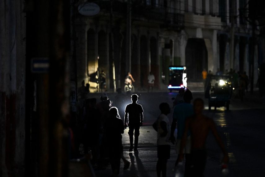 Cuba culpa a Estados Unidos de su tensa crisis energética