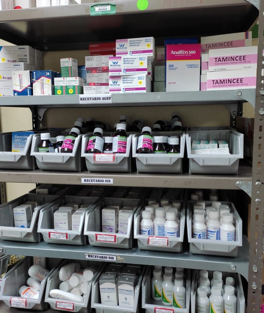 El director general de la Caja de Seguro Social (CSS), Dr. Enrique Lau Cortés, indicó que se abordará el tema jurídico que presentan los distribuidores y farmacias sobre el descuento del 30% de los productos