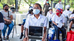 Acceso gratis a Internet para estudiantes de las escuelas oficiales del país
