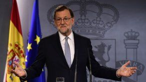 Conservador Rajoy asume encargo del rey de intentar formar gobierno en España