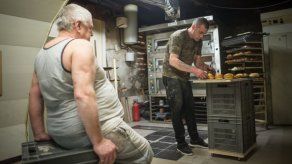 Acaba mal la historia del panadero y el mendigo que conmovió a Francia