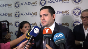 Candidato presidencial Carrizo resta importancia a calificación de Fitch sobre Panamá