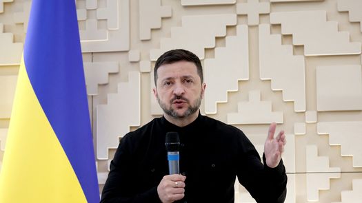 Ucrania no cederá su territorio, advierte Zelenski tras anuncio de reunión Trump-Putin
