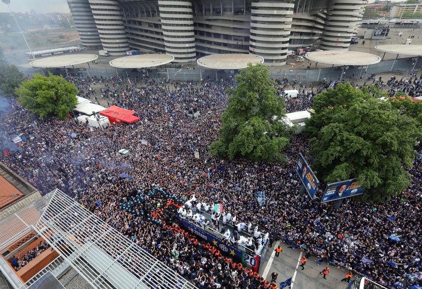 El Inter de Milán festeja su título con nueva victoria