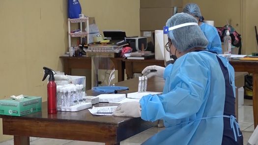 Aunque los casos de covid han bajado en Chiriquí, la directora regional del MINSA, Gladys Novoa, advirtió la población debe actuar con responsabilidad.