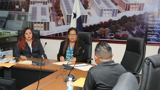 65 ciudadanos se postularon para el cargo de director general del INADEH