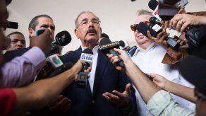Medina con amplia ventaja para reelegirse en República Dominicana