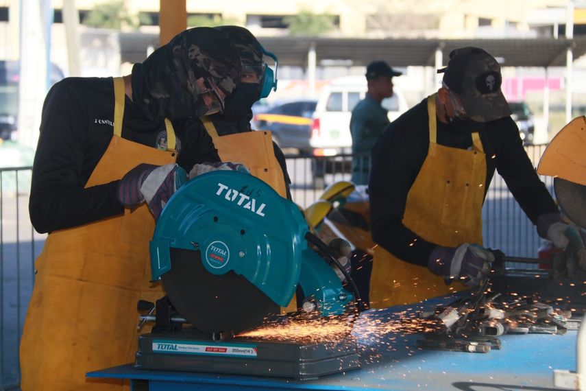 Policía Nacional destruye más de mil armas de fuego